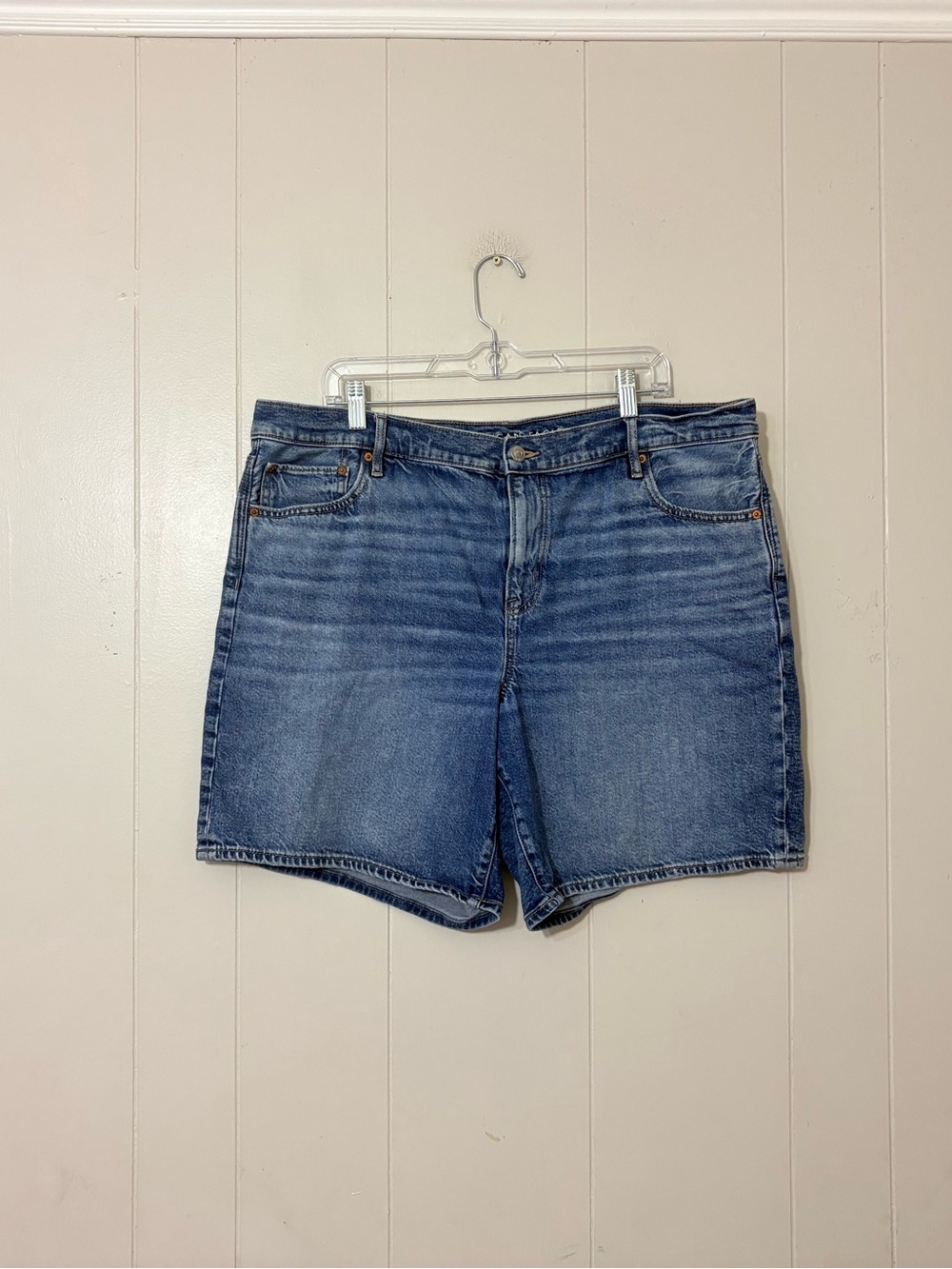 American Eagle Perfect Bermuda Shorts Women’s 16 Strigid Stretch Denim 8” Blue